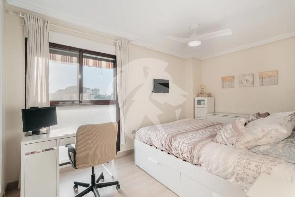 Piso en avenida Dep Miriam Blasco