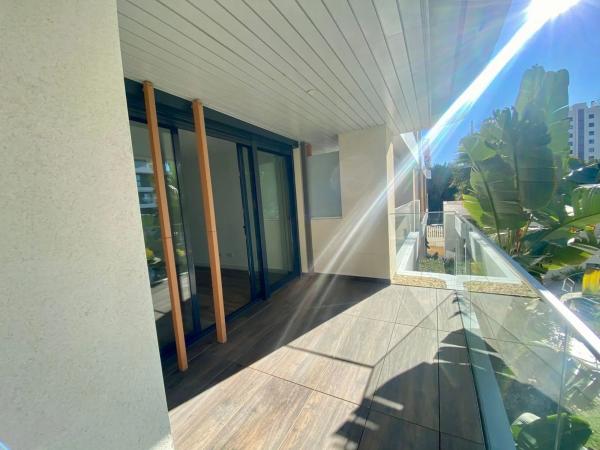 Piso en avenida Artista Remigio Soler López, 9