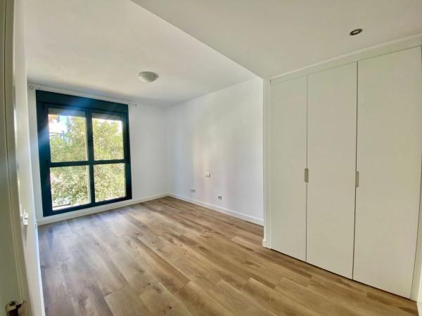 Piso en avenida Artista Remigio Soler López, 9