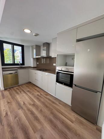 Piso en avenida Artista Remigio Soler López