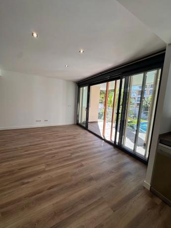 Piso en avenida Artista Remigio Soler López