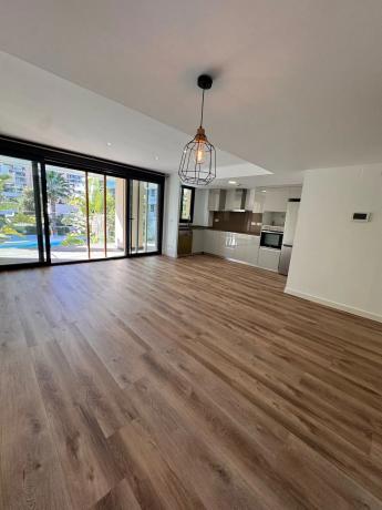 Piso en avenida Artista Remigio Soler López