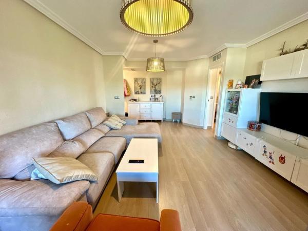 Piso en avenida de la Deportista Miriam Blasco