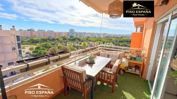 Ático en CL Periodista Tirso Marin