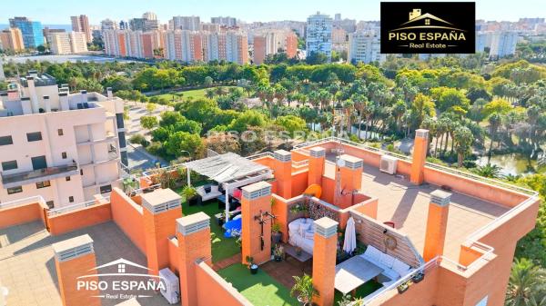 Ático en CL Periodista Tirso Marin