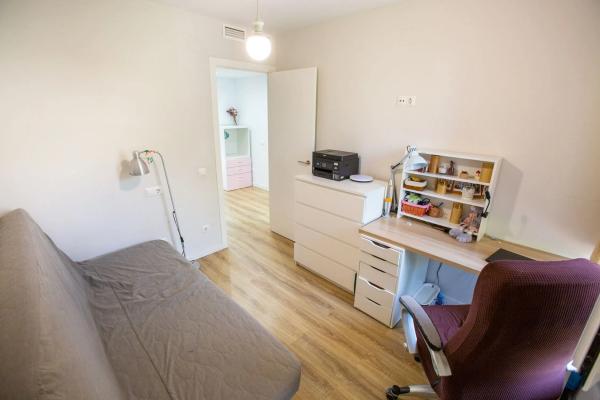 Chalet adosado en calle Trident, 15