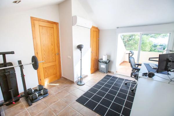 Chalet adosado en calle Trident, 15