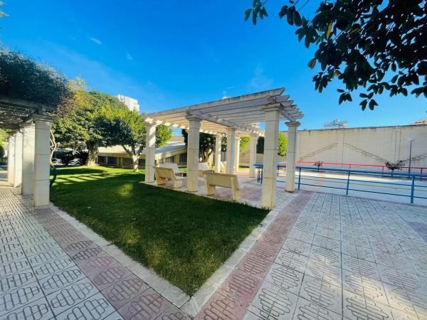 Piso en avenida de Holanda