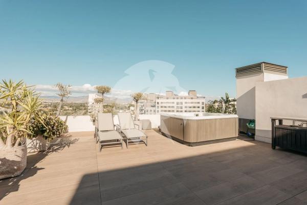 Ático en Maestro José Garberí Serrano