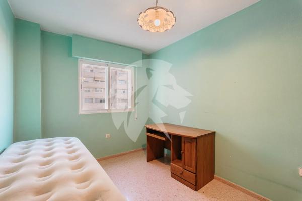 Piso en avenida Esportista Miriam Blasco