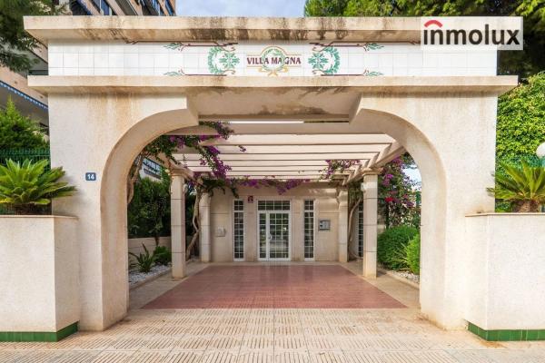 Piso en avenida de Holanda, 14