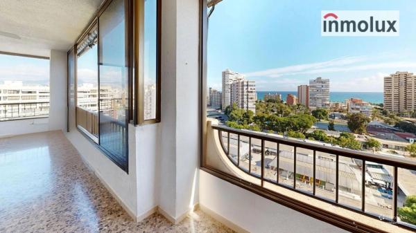 Piso en avenida de Holanda, 14