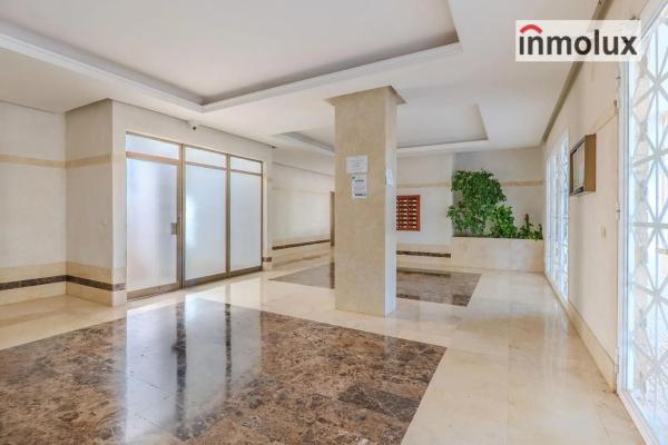 Piso en avenida de Holanda, 14