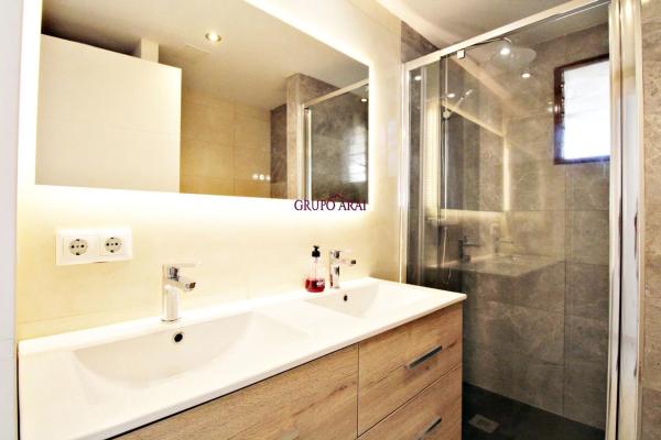 Piso en calle Algas Marinas, 3