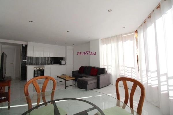 Piso en calle Algas Marinas, 3