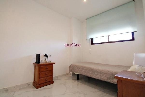 Piso en calle Algas Marinas, 3