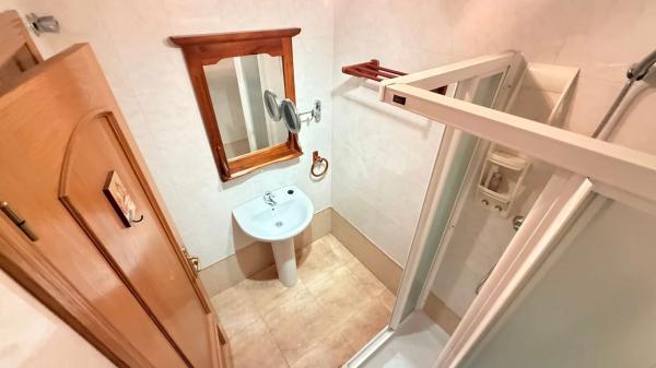 Chalet adosado en avenida Pintor Fernando Soria, 20