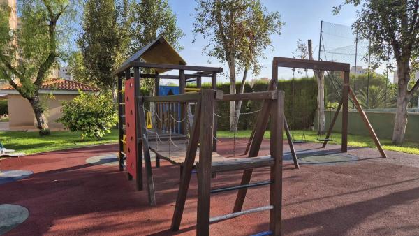 Piso en avenida Países Escandinavos, 18