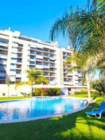 Piso en avenida de les Nacions