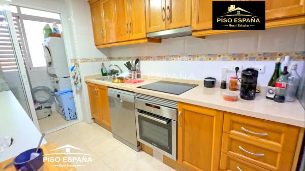 Piso en Av Condomina