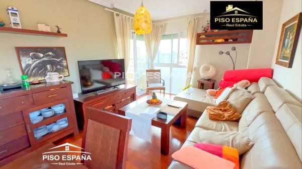 Piso en Av Condomina