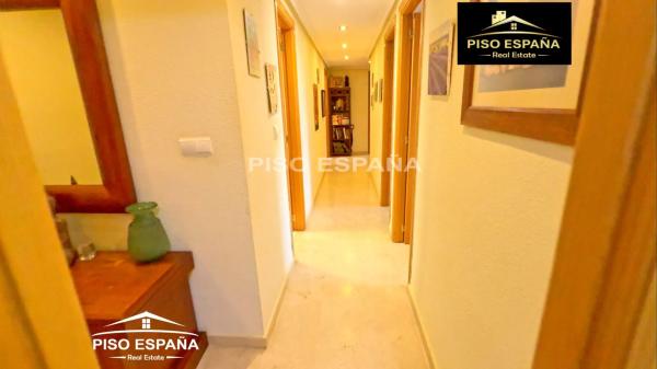 Piso en Av Condomina