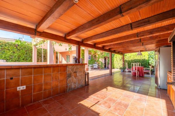 Casa independiente en avenida de la Costa Blanca