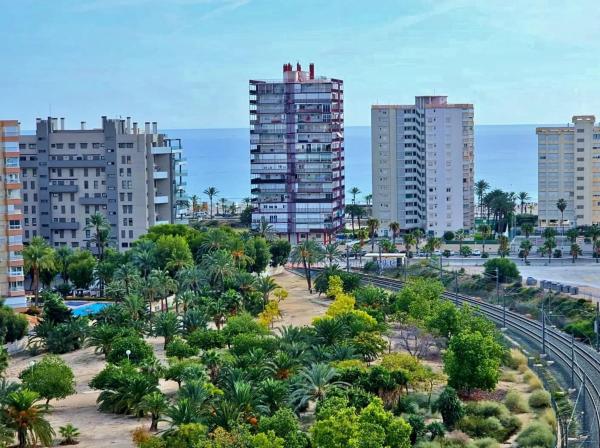 Piso en avenida Oviedo