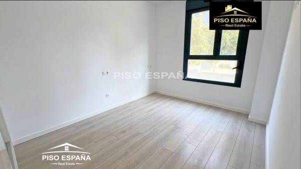 Piso en CL Periodista Tirso Marin