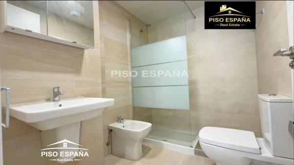 Piso en CL Periodista Tirso Marin