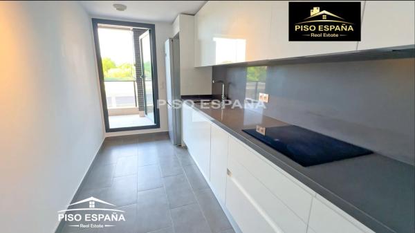 Piso en CL Periodista Tirso Marin