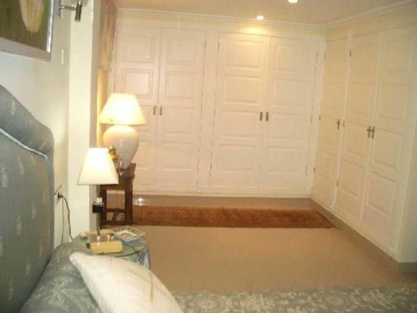 Casa independiente en calle Océano