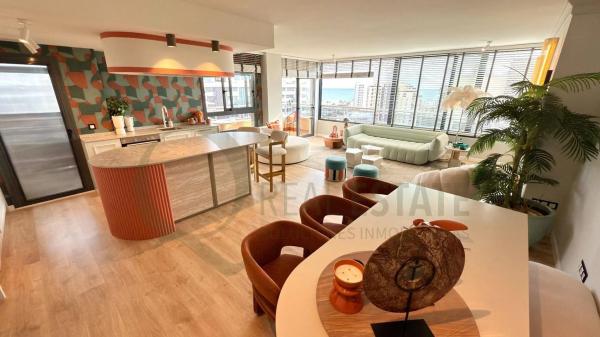 Ático en calle del Torero Luis Francisco Esplá