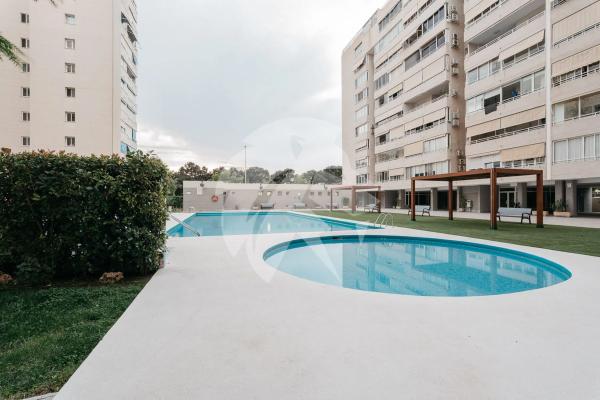 Piso en avenida Esportista Miriam Blasco