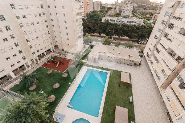 Piso en avenida Esportista Miriam Blasco