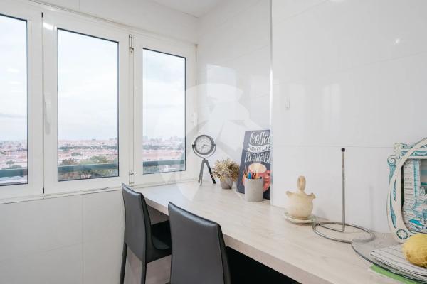 Piso en avenida Esportista Miriam Blasco