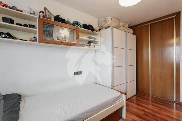 Piso en avenida Esportista Miriam Blasco