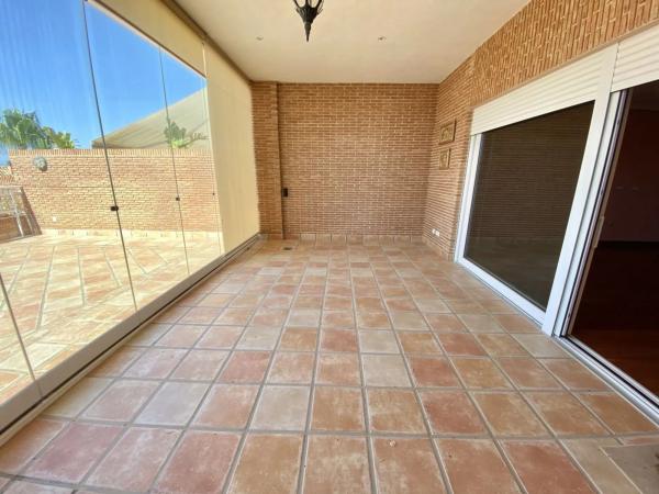 Piso en calle Océano, 22