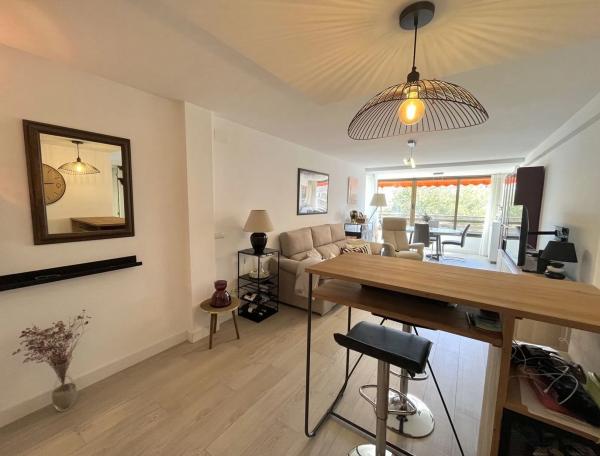 Piso en avenida de la Costa Blanca, 121