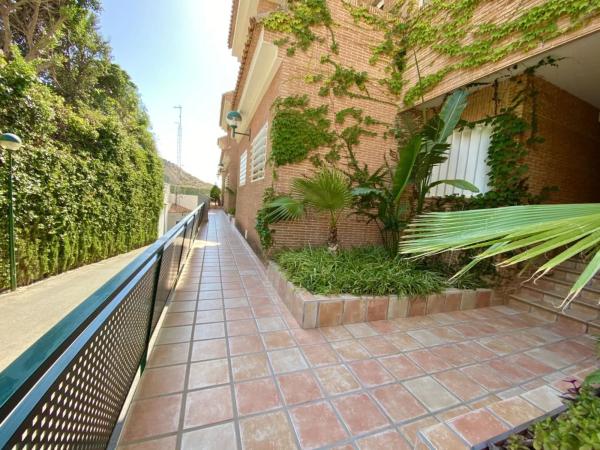 Piso en calle Océano, 22