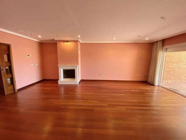 Piso en calle Océano, 22