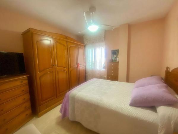 Piso en avenida Oviedo, 10