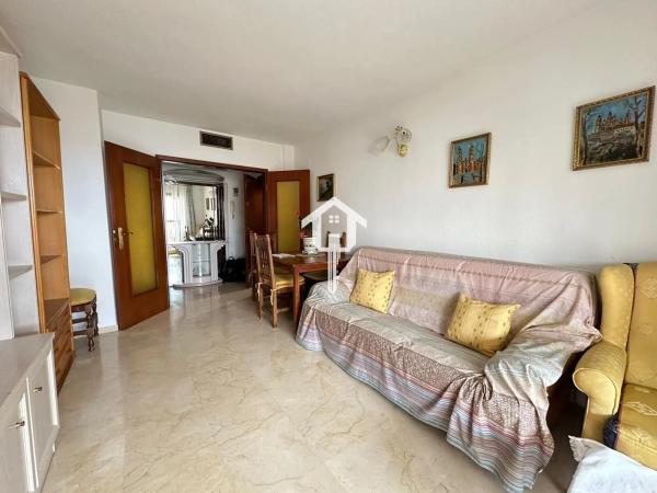 Piso en calle de Dafne