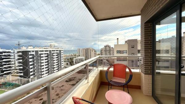 Piso en calle del Torero Luis Francisco Esplá, 11