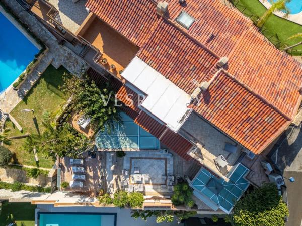 Chalet pareado en calle de la Salpa