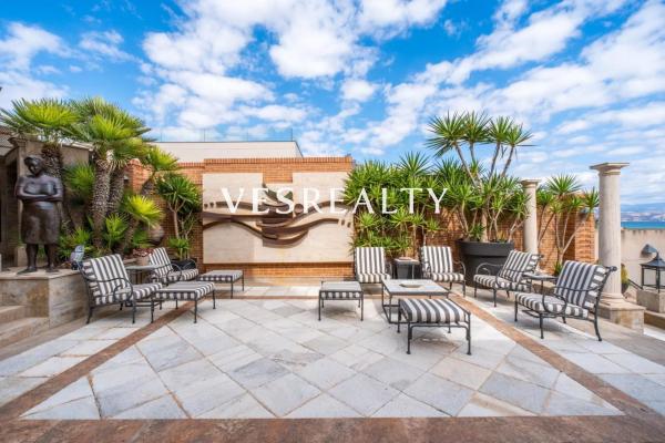 Chalet pareado en calle de la Salpa