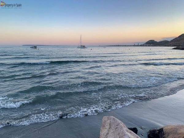 Piso en avenida de Villajoyosa