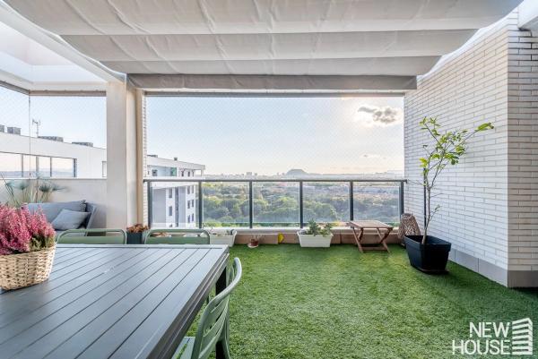 Ático en Periodista Tirso Marín, 18