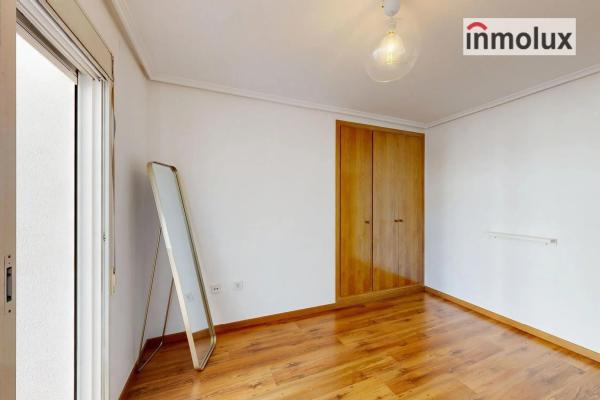 Piso en calle Pedro Ferrándiz