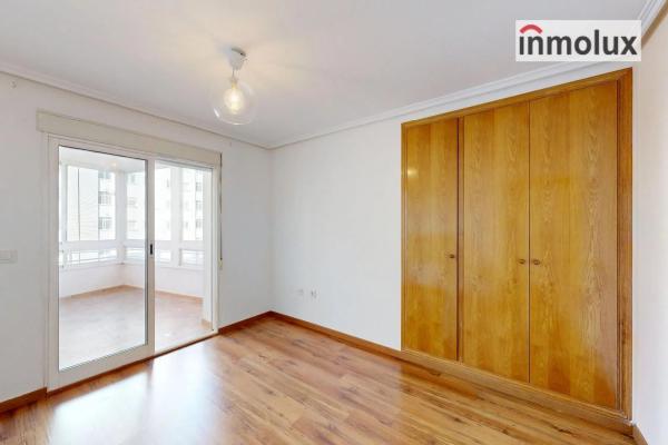 Piso en calle Pedro Ferrándiz